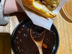 烤羊肉夹饼-嘻小北·兰州清汤牛肉面(太平洋森活天地店)