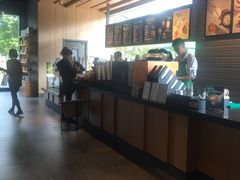 -星巴克(南通凤凰文化广场店)