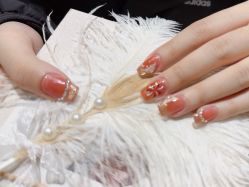 -荷茉里美甲美睫