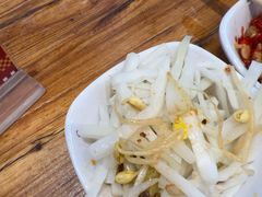 -湘人龙记老长沙米粉(鸟巢店)