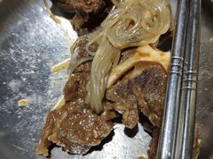 -运气牛自助酱大骨火锅(南京东路店)