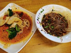 -八一路好吃街(雨田商务大厦店)