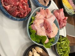 -得意咚瓜·顺德鱼生·冬瓜火锅(深圳首店)