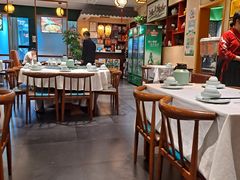 -江城小馆陕南妈妈菜·全球旅行餐厅(钟楼店)
