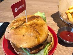 -必胜客(华地店)
