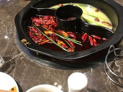 -佬土鹅肠火锅(解放路店)