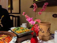 -今朝桃花醉川菜小酒馆(龙湖天街店)