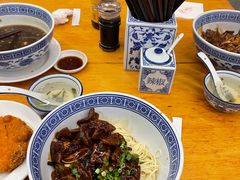 -沪西老弄堂面馆(定西路店)