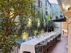 -Osteria Garden 生蚝花园餐厅(原进贤路店)