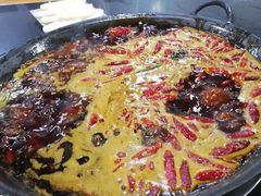 -铜元老码头鳝鱼火锅