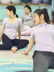 -爱尔乐美孕产瑜伽·普拉提