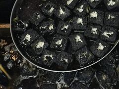 -黑色经典臭豆腐·湖南特产(步行街店)
