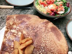 慢炖盐焦糖苹果可丽饼-RAC BAR(安福路店)