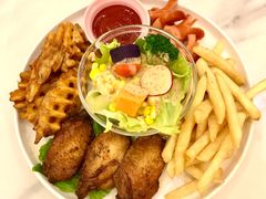 -丽莎沙拉轻食餐厅(国贸店)