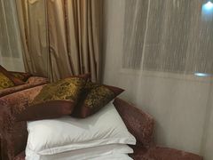 -南京双门楼宾馆(盐仓桥地铁站阅江楼店)