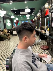 -海文先生国潮烫染男士理发馆