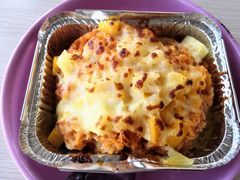 夏威夷水果焗饭-中央财经大学-食堂