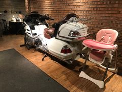 本田金翼-郑享吃烧烤烩面(红专路店)