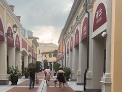 -佛罗伦萨小镇广佛名品奥特莱斯(疏港路店)