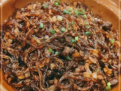 -有红鸡毛店·川菜(建设路店)