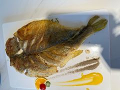 -赶海部落海鲜城(海阳路店)