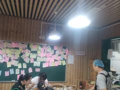 -内蒙焖面大盆骨餐馆(山大路店)