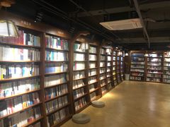 -新华书店(印象城店)