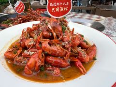 -川流不息·地道川菜·小龙虾(新松江路店)