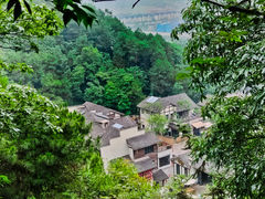 上山步道-壹华里市集