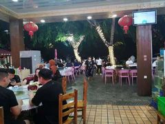 大堂-范饭椰林川湘味海鲜·椰子鸡(三亚湾椰梦长廊店)