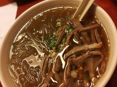 -佬钱湾仔(衣裳街店)