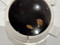 麦冬生熟地炖黑豆-若蘭慈·无国界素食料理(欢乐海岸店)