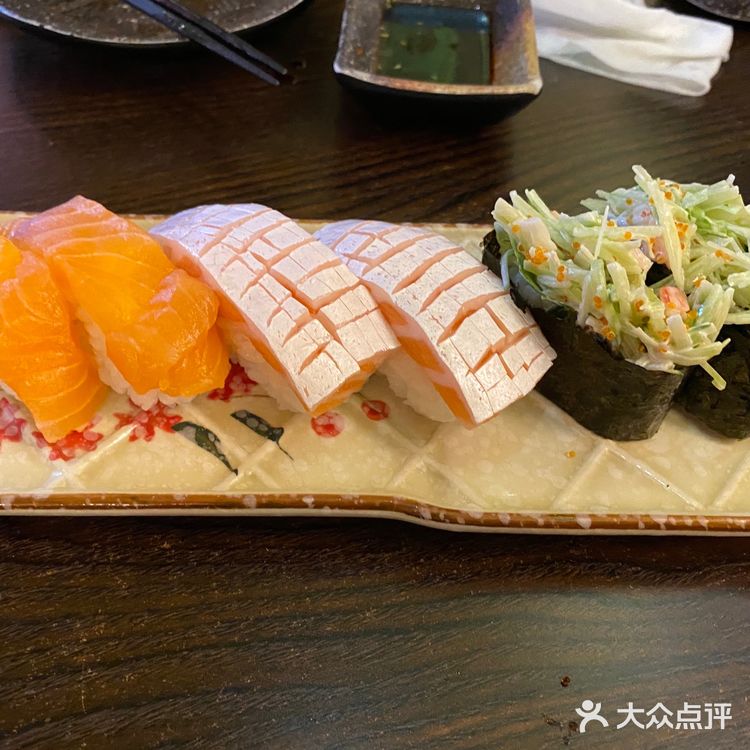 太热了又拿来冰水降温，也没有不耐烦