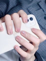 -尤柰可-奶耳美甲美睫