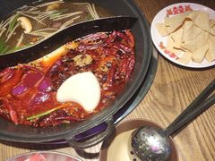 -巴卤社老火锅(财富店)