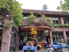 -拾光音乐餐酒吧(告庄星光夜市店)