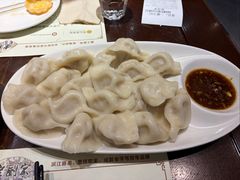 东北风味酸菜水饺-老厨家(友谊路总店)