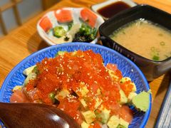 -晶吉·居酒屋·烧鸟·生鱼饭(中山区民主广场店)