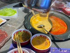 -生活如沸·顺德水牛奶火锅(大学路店)