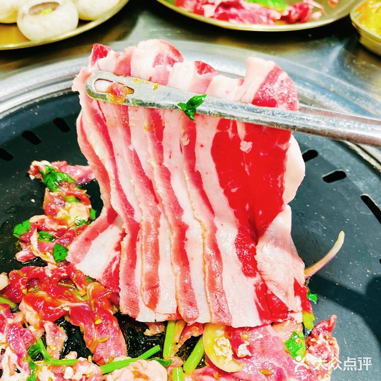 齐齐哈尔烤肉｜人均几十元烤出美味心情