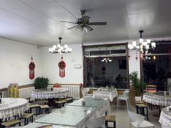 -天天向上素食餐厅(五台山店)