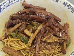 -梅溪·小伙子干挑面(安吉总店)