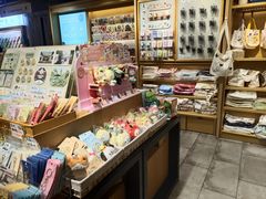 -猫的天空之城概念书店(苏州诚品店)