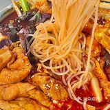 这家巷子里的螺蛳粉90%柳州人没吃过