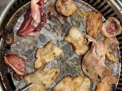 -金滏山烤肉·海鲜·火锅自助餐厅(襄阳万达店)