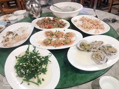 -四川小胡子海鲜(丁村万人海鲜广场店)