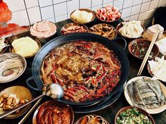 -黄潇洒老火锅(九眼桥宏济巷店)