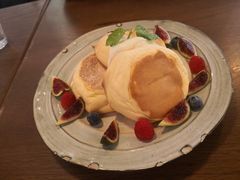 榛果巧克力奶油芝士舒芙蕾松饼-UPPER KITCHEN(延安路店)