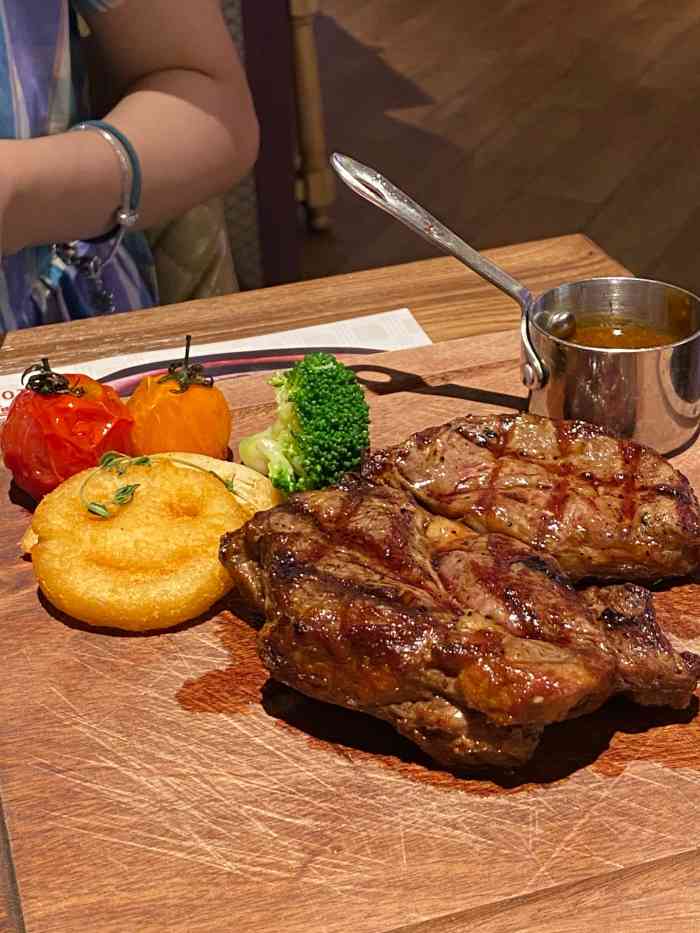 杯子红牛排餐厅(南庄吉利广场店)