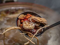藥膳湯底-威邵鸡煲(西华路总店)